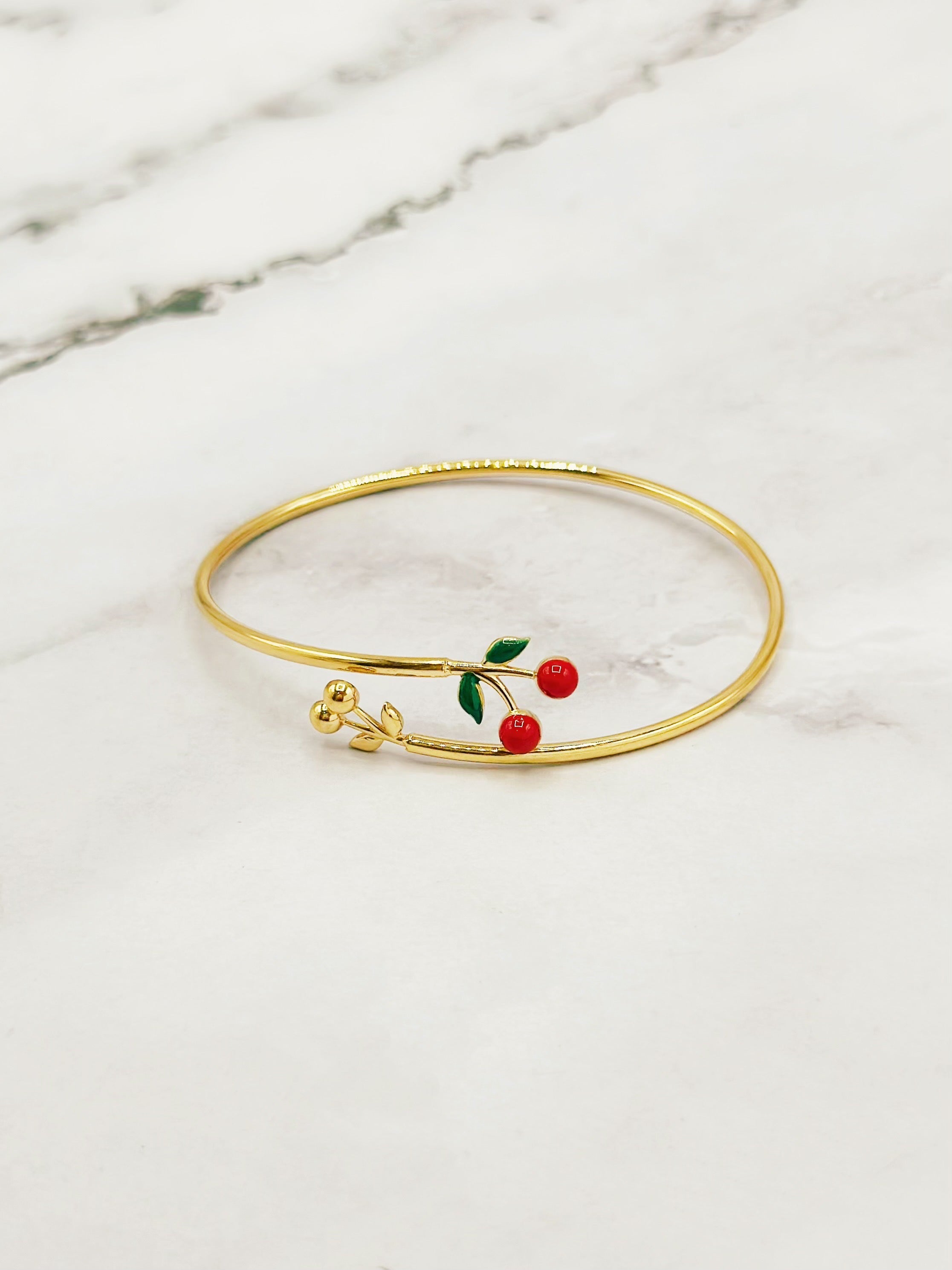The Cherry Double Layered Bracelet in Gold
